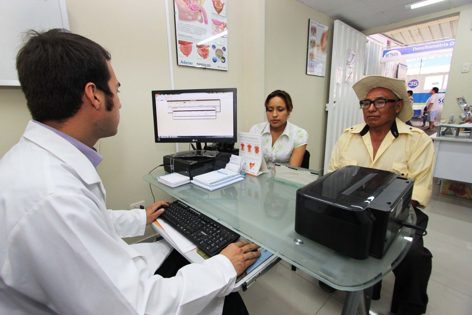 Honorio Delgado iniciará digitalización de historias clínicas con apoyo tecnológico