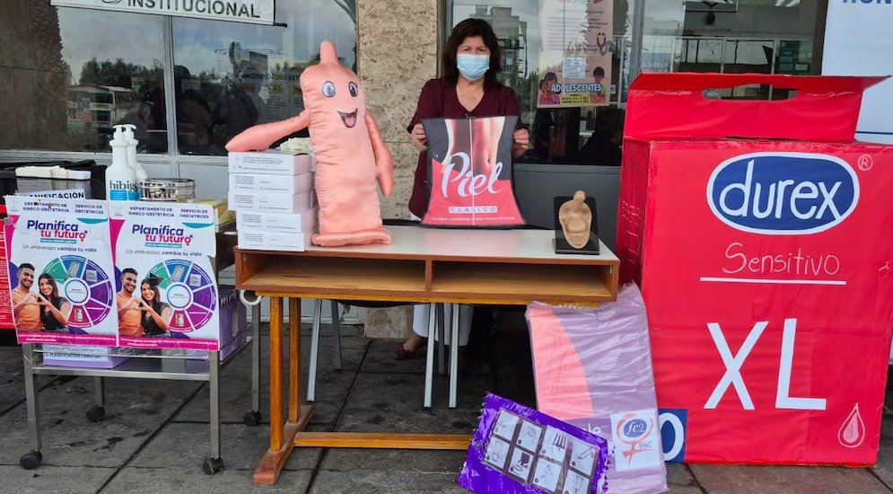Hospital Honorio Delgado entregará 5 mil preservativos por el Día Internacional del Condón
