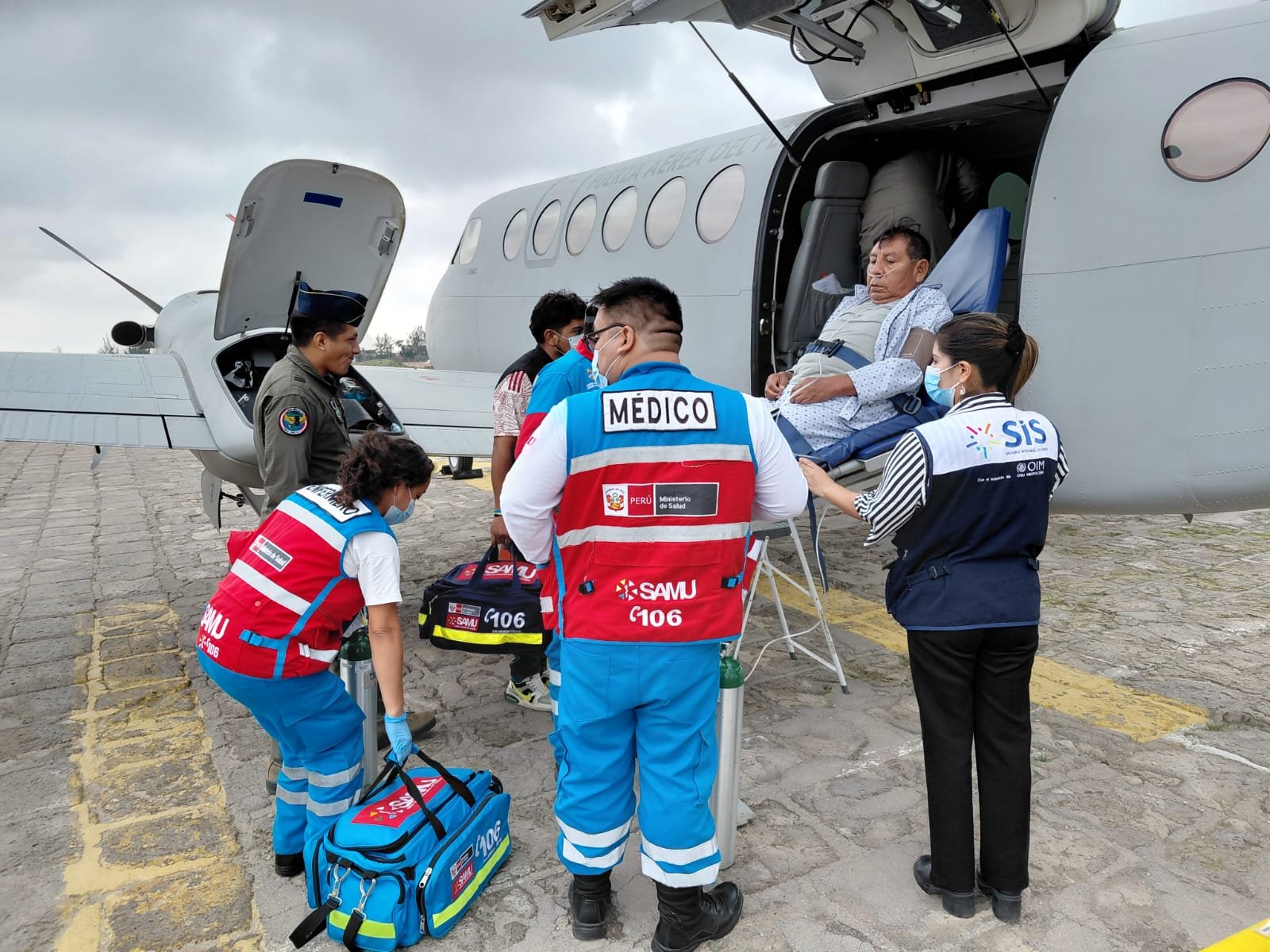 SIS traslada a Lima a dos pacientes cardiacos de Arequipa para darles una segunda oportunidad de vida.