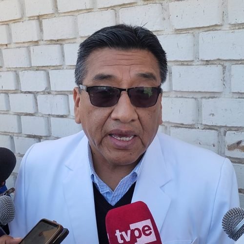 Nuevo director del Honorio Delgado plantea soluciones que fracasaron para reducir colas para la atención.