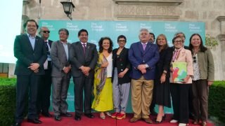 Hay Festival 2025: homenaje a Vargas Llosa y más de 130 invitados internacionales.