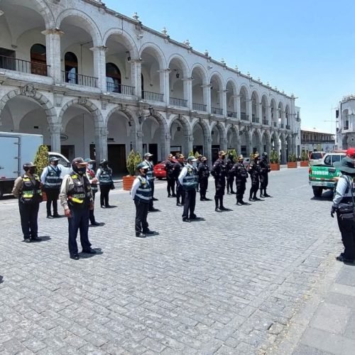 MPA implementa planes para controlar comercio por Navidad