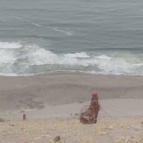 Ocoña: extranjera fallece tras caída de camioneta a un barranco y su bebé sobrevive