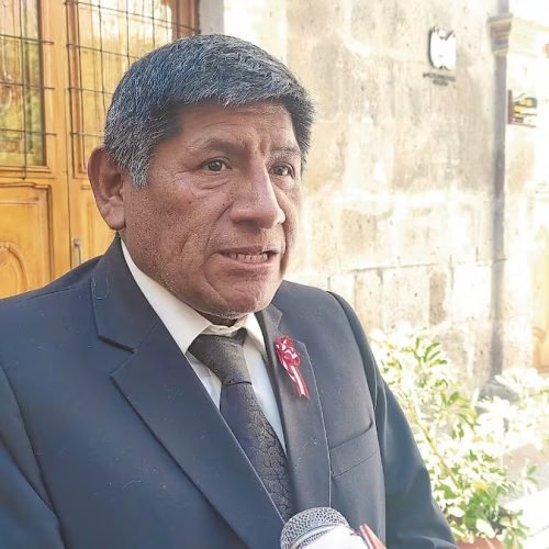 Suspenden por 29 días al director de la UGEL Arequipa Norte tras presunto destaque irregular