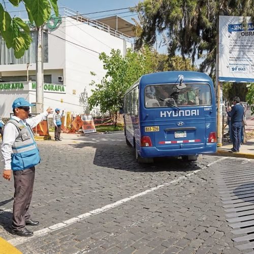 Contraloría detecta deficiencias técnicas en obra de avenida Andrés Martínez